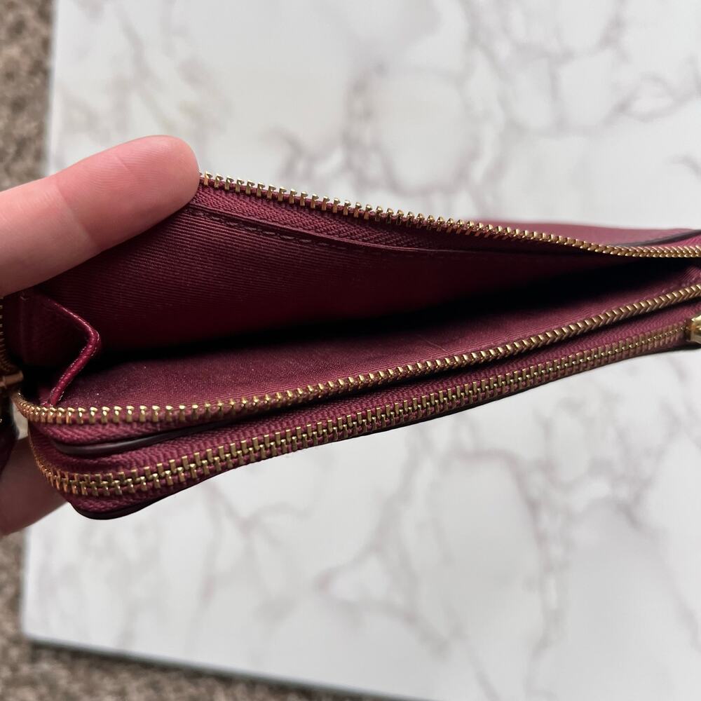 Coach Double Zip Pebbled Leather Wristlet Rouge Burgundy Wine Red Wallet NWOT - Picture 6 of 9